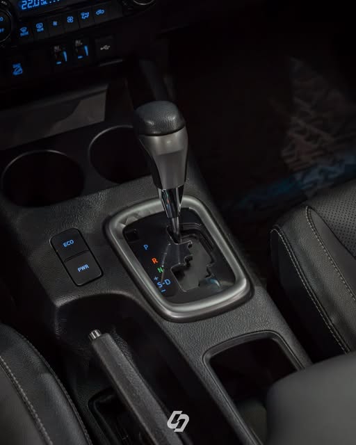TOYOTA HILUX SRX PLUS - Imagem 12
