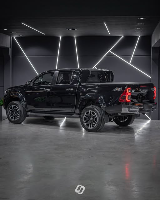 TOYOTA HILUX SRX PLUS - Imagem 13