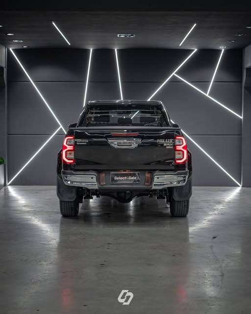 TOYOTA HILUX SRX PLUS - Imagem 7
