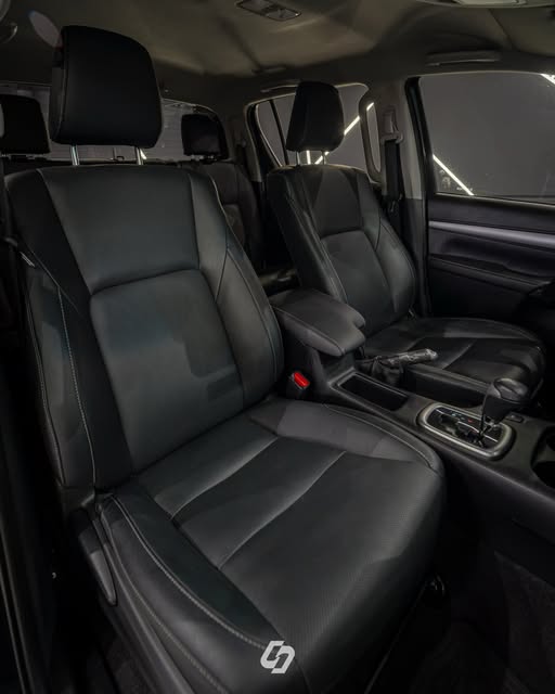 TOYOTA HILUX SRX PLUS - Imagem 10