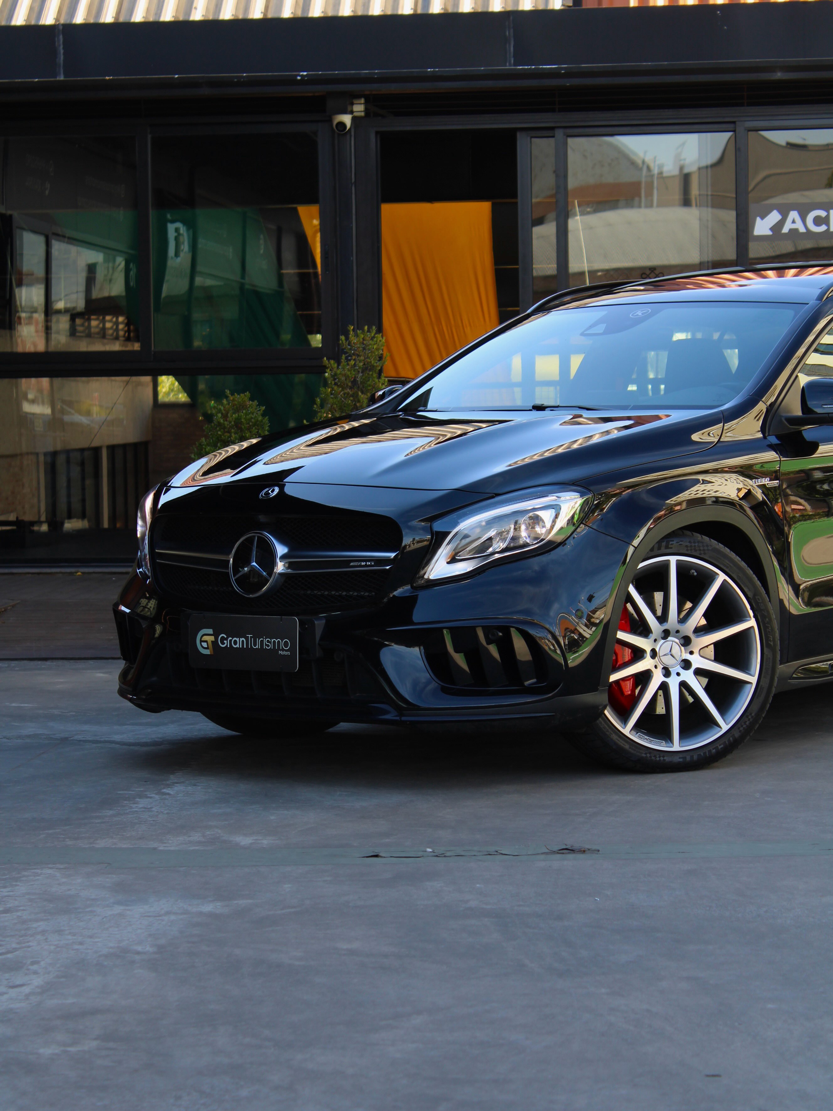 MERCEDES-BENZ GLA 45 AMG - Imagem 9