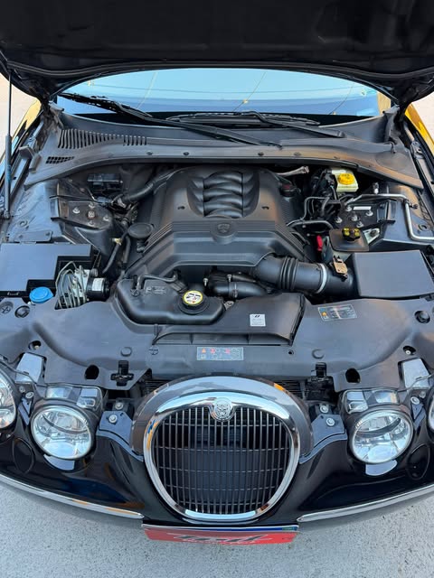 JAGUAR S-TYPE V8 - Imagem 4