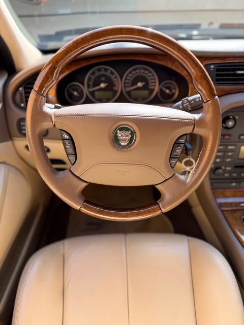 JAGUAR S-TYPE V8 - Imagem 6