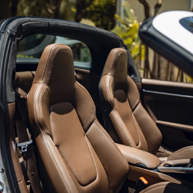 PORSCHE 911 TARGA 4 GTS - Imagem 8