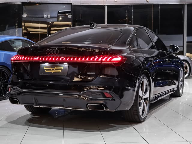 AUDI A5 PERFORMANCE S EDITION - Imagem 3