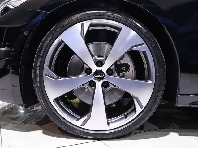 AUDI A5 PERFORMANCE S EDITION - Imagem 5