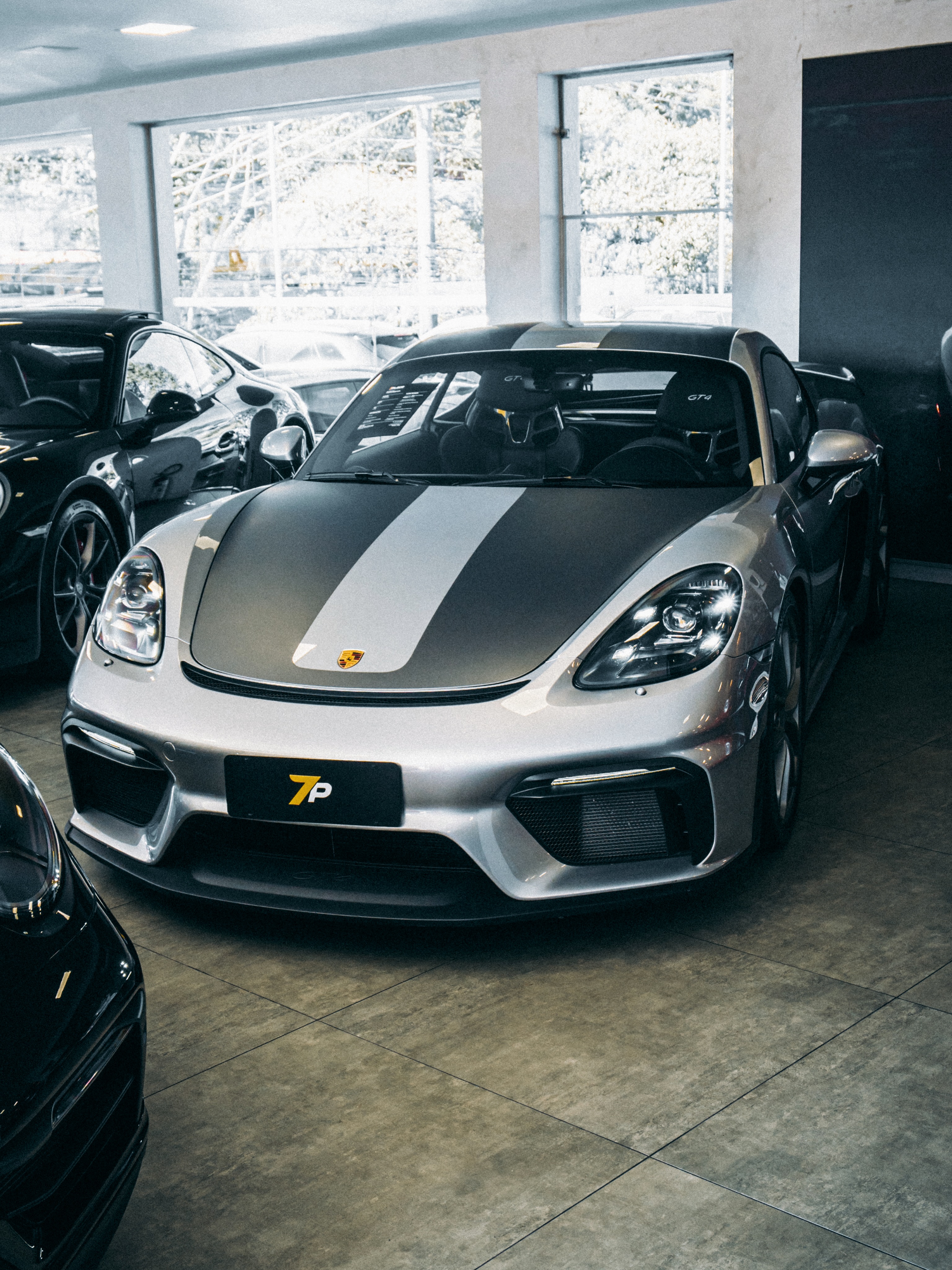 PORSCHE 718 GT4 - Imagem 1