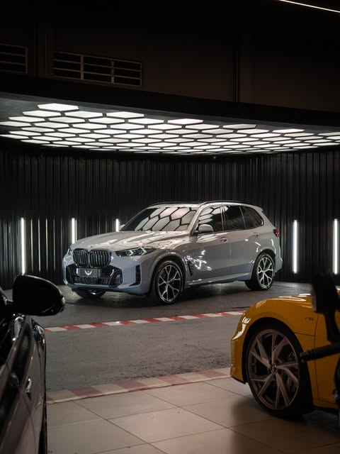 BMW X5 XDRIVE50E M SPORT - Imagem 1