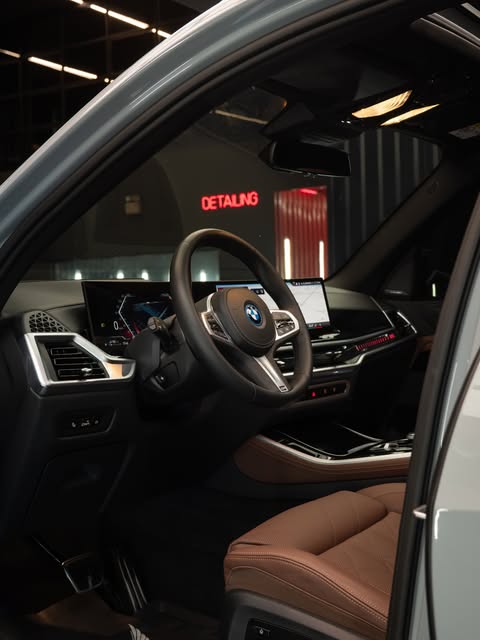 BMW X5 XDRIVE50E M SPORT - Imagem 2