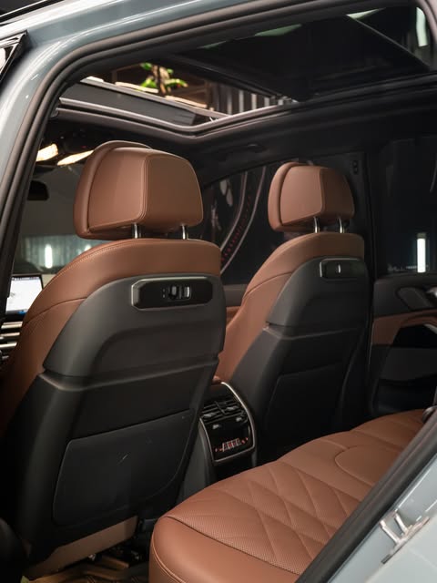 BMW X5 XDRIVE50E M SPORT - Imagem 16