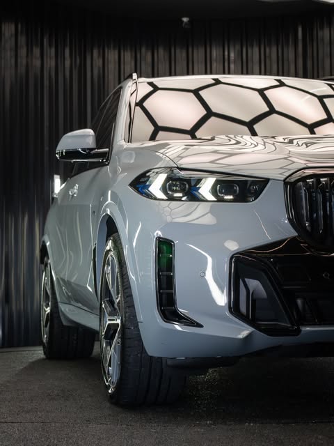 BMW X5 XDRIVE50E M SPORT - Imagem 5