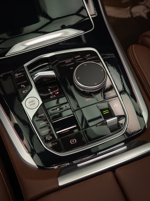 BMW X5 XDRIVE50E M SPORT - Imagem 6