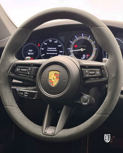PORSCHE 911 CARRERA GTS - Imagem 11