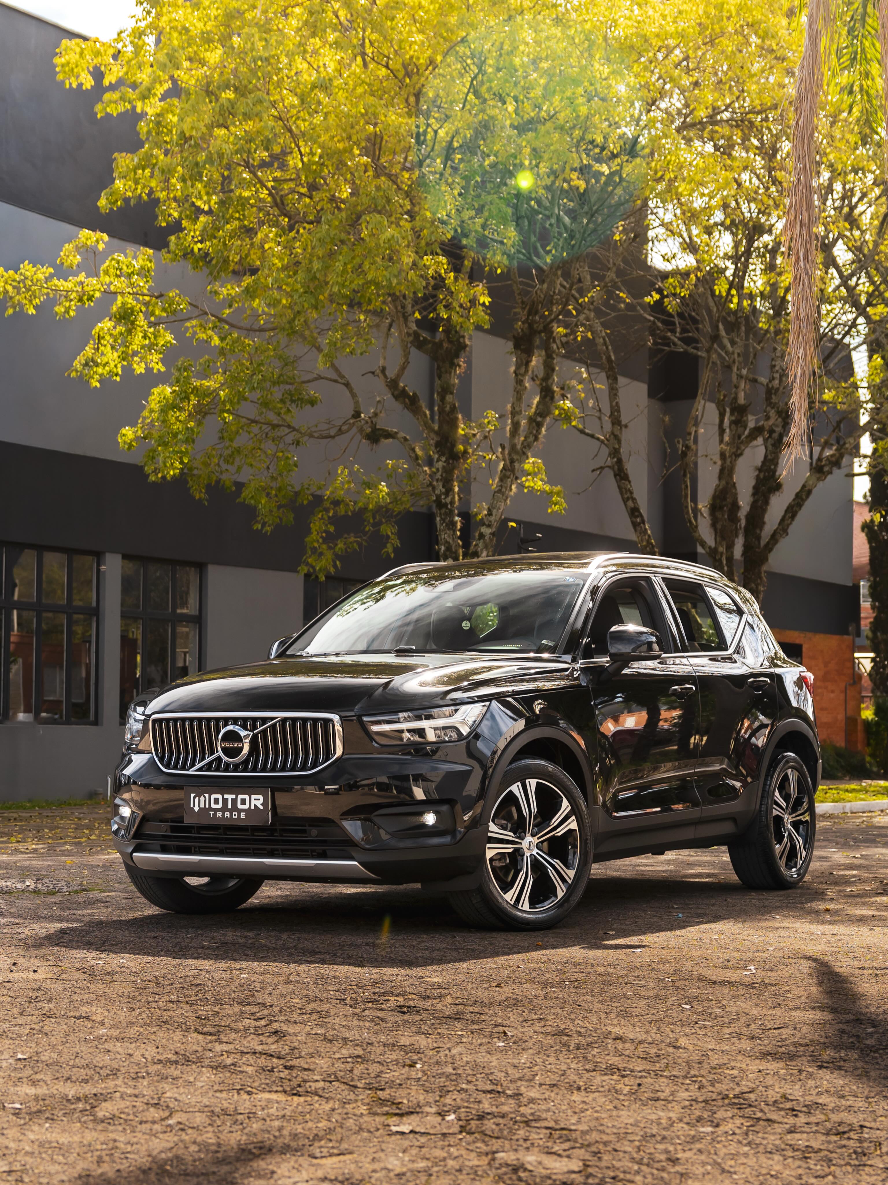 VOLVO XC40 T4 INSCRIPTION - Imagem 1