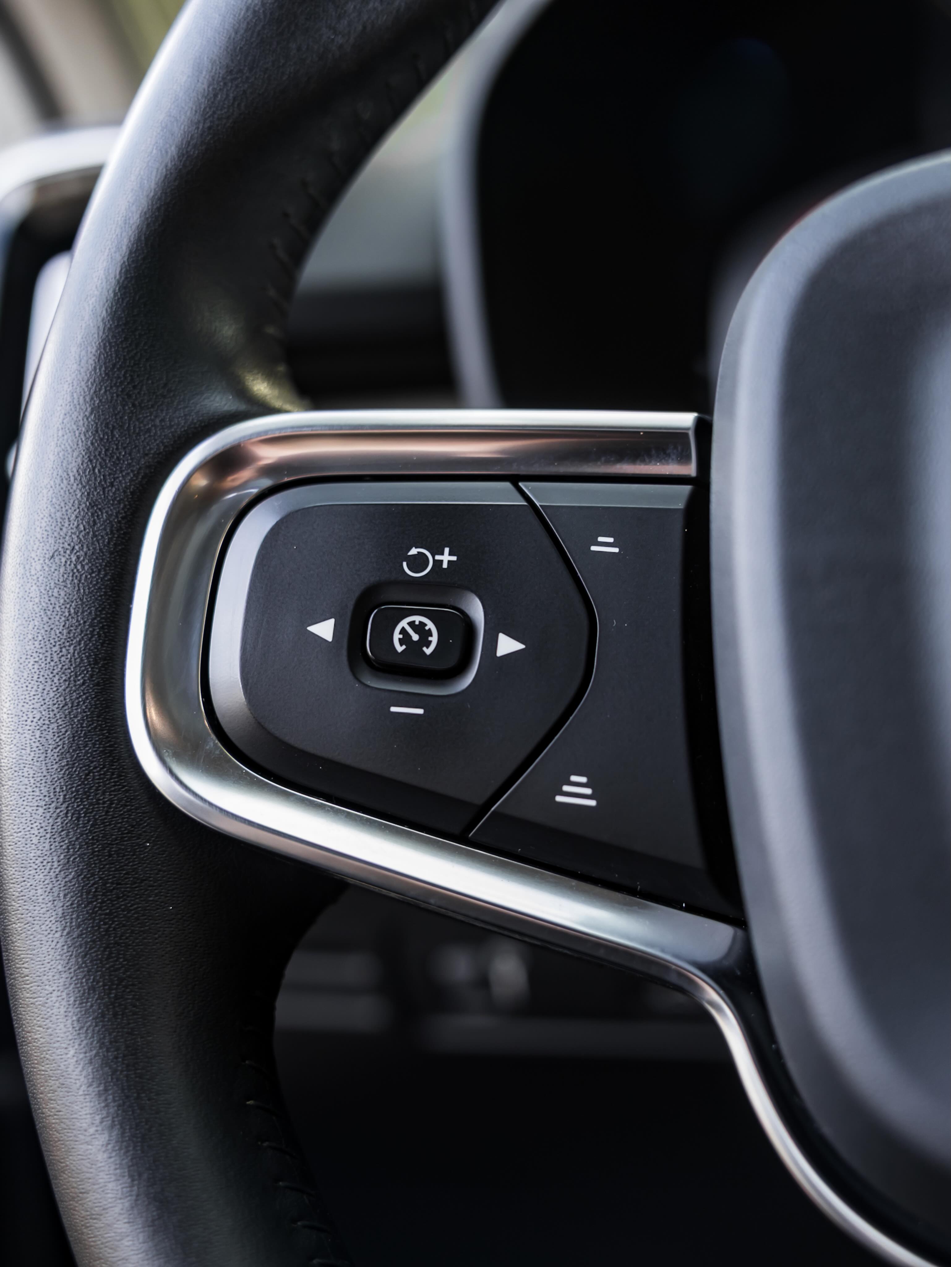 VOLVO XC40 T4 INSCRIPTION - Imagem 8