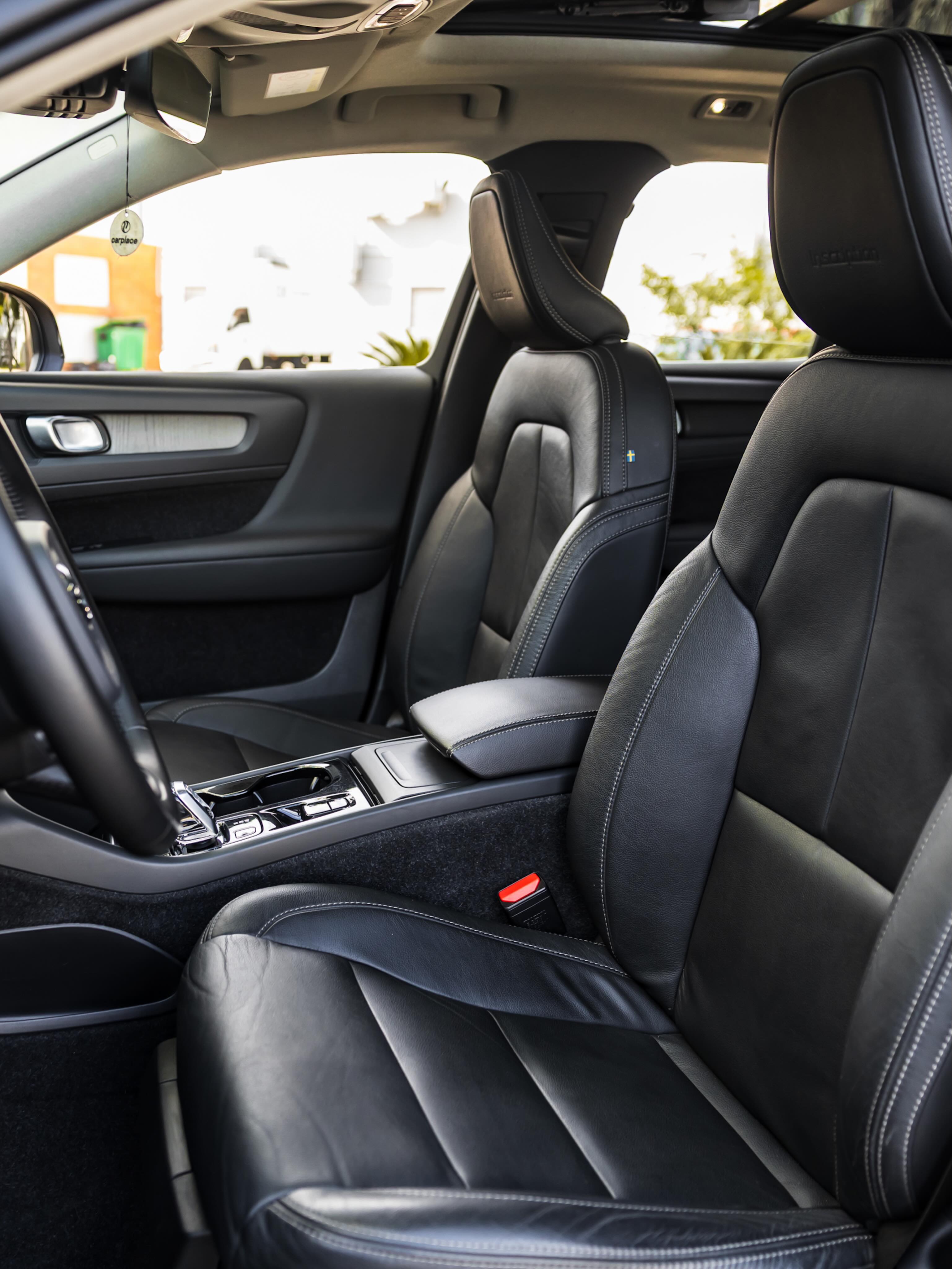 VOLVO XC40 T4 INSCRIPTION - Imagem 9
