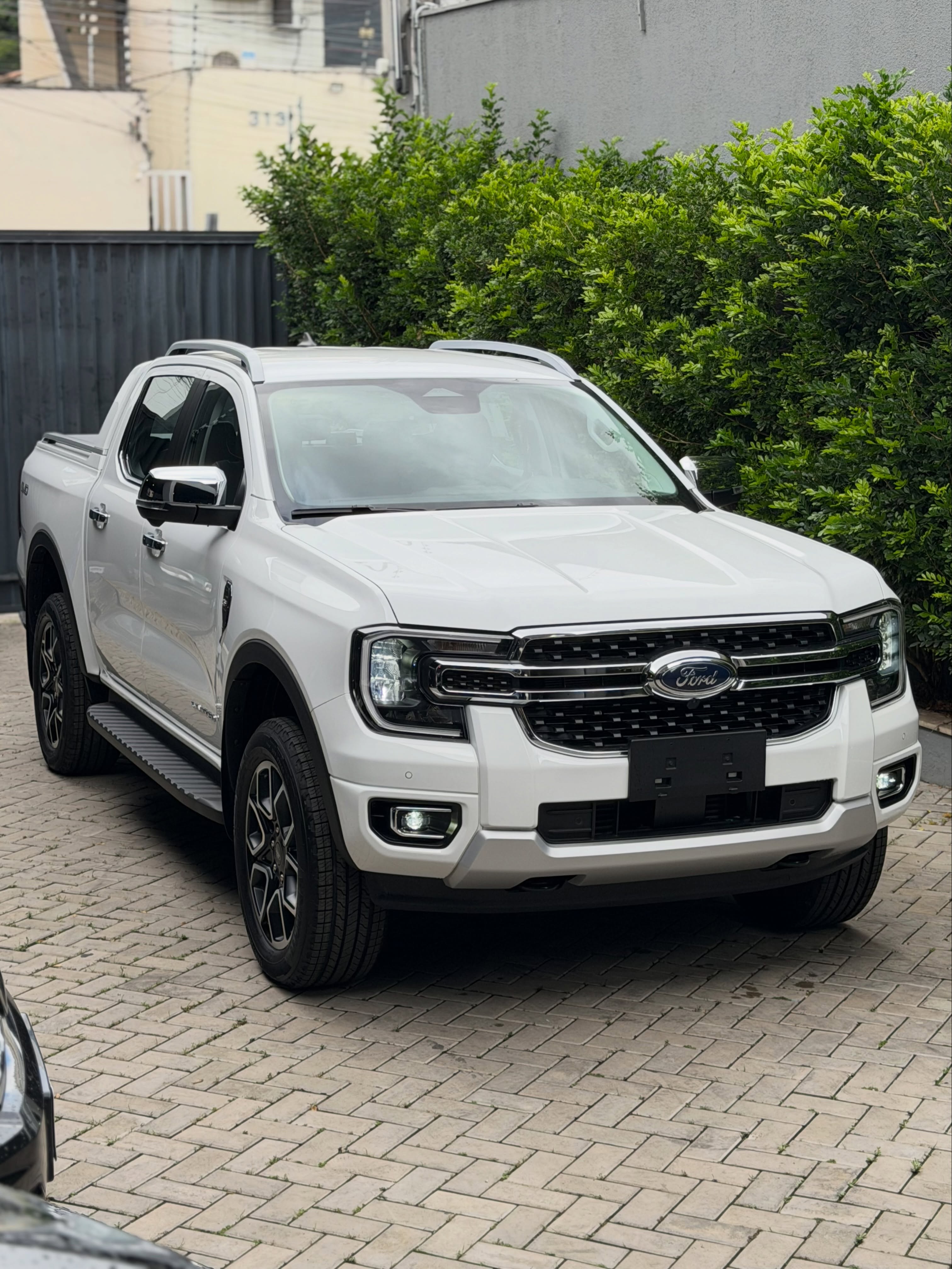 FORD RANGER LIMITED PLUS - Imagem 2