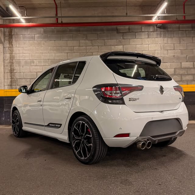 RENAULT SANDERO RS - Imagem 3