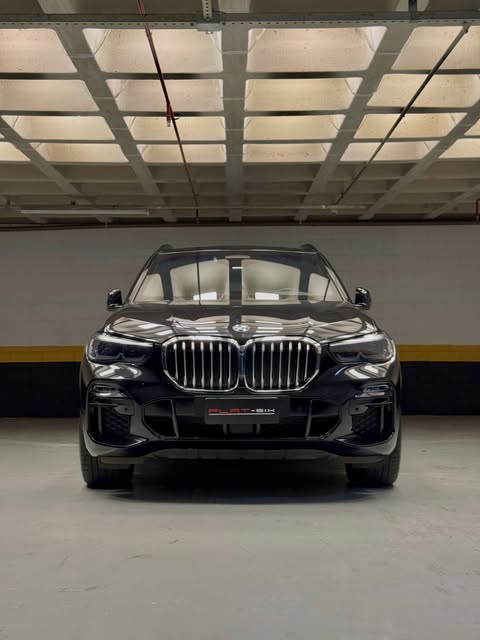 BMW X5 XDRIVE45E M SPORT - Imagem 4