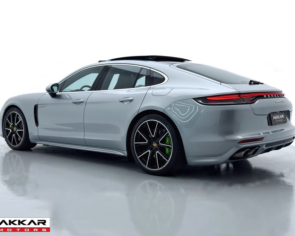 PORSCHE PANAMERA 4S E-HYBRID - Imagem 2