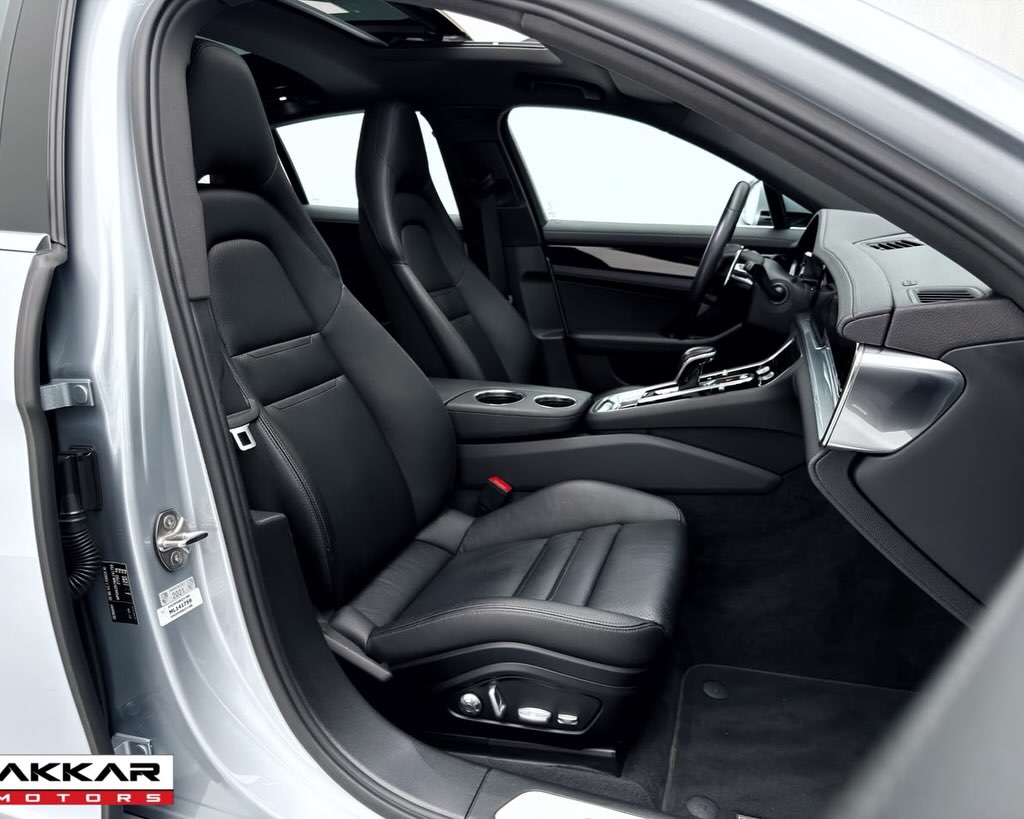 PORSCHE PANAMERA 4S E-HYBRID - Imagem 7