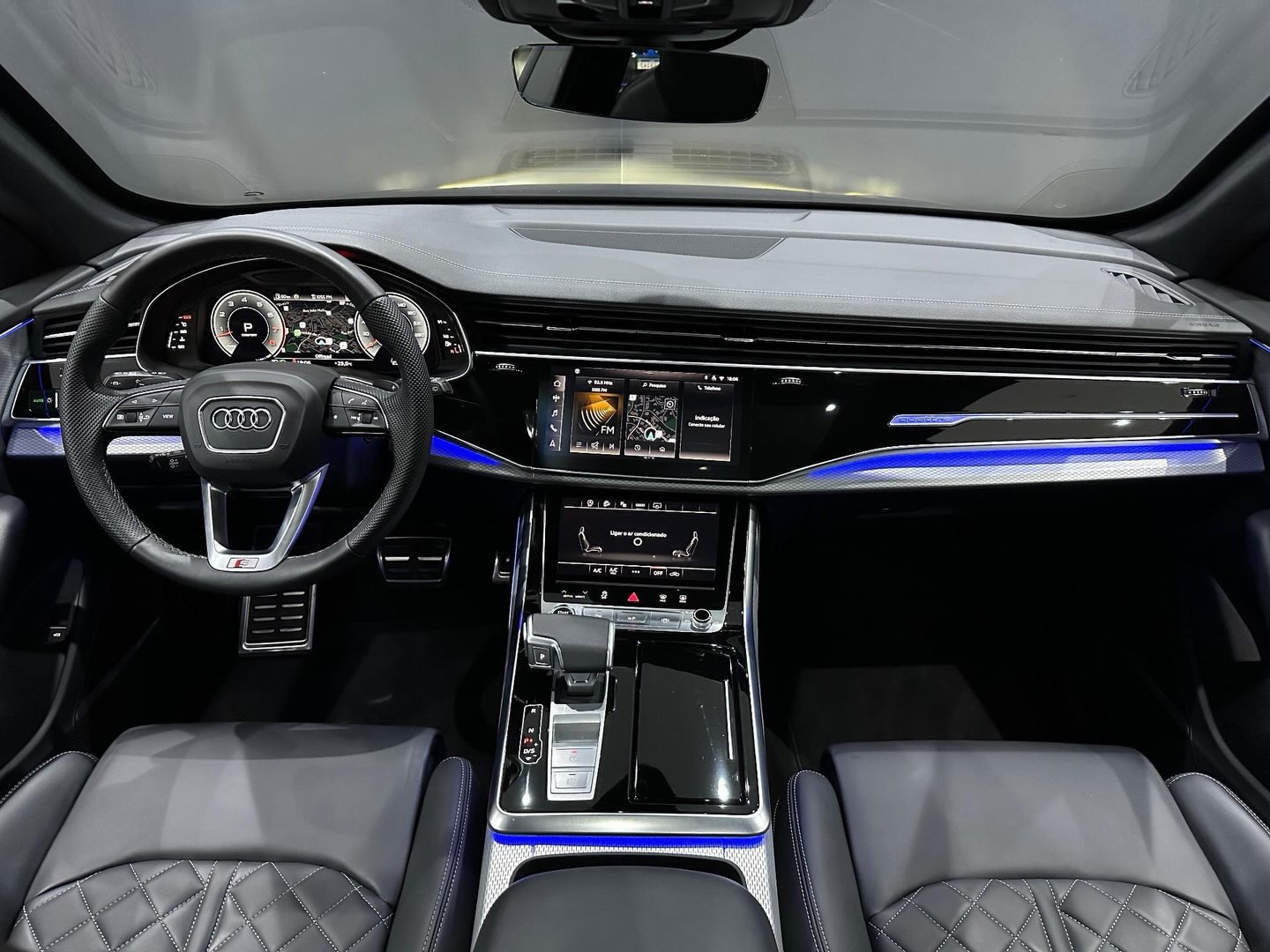 AUDI Q8 3.0 TFSI GASOLINA PERFORMANCE BLACK QUATTRO TIPTRONIC BLINDADO - Imagem 6