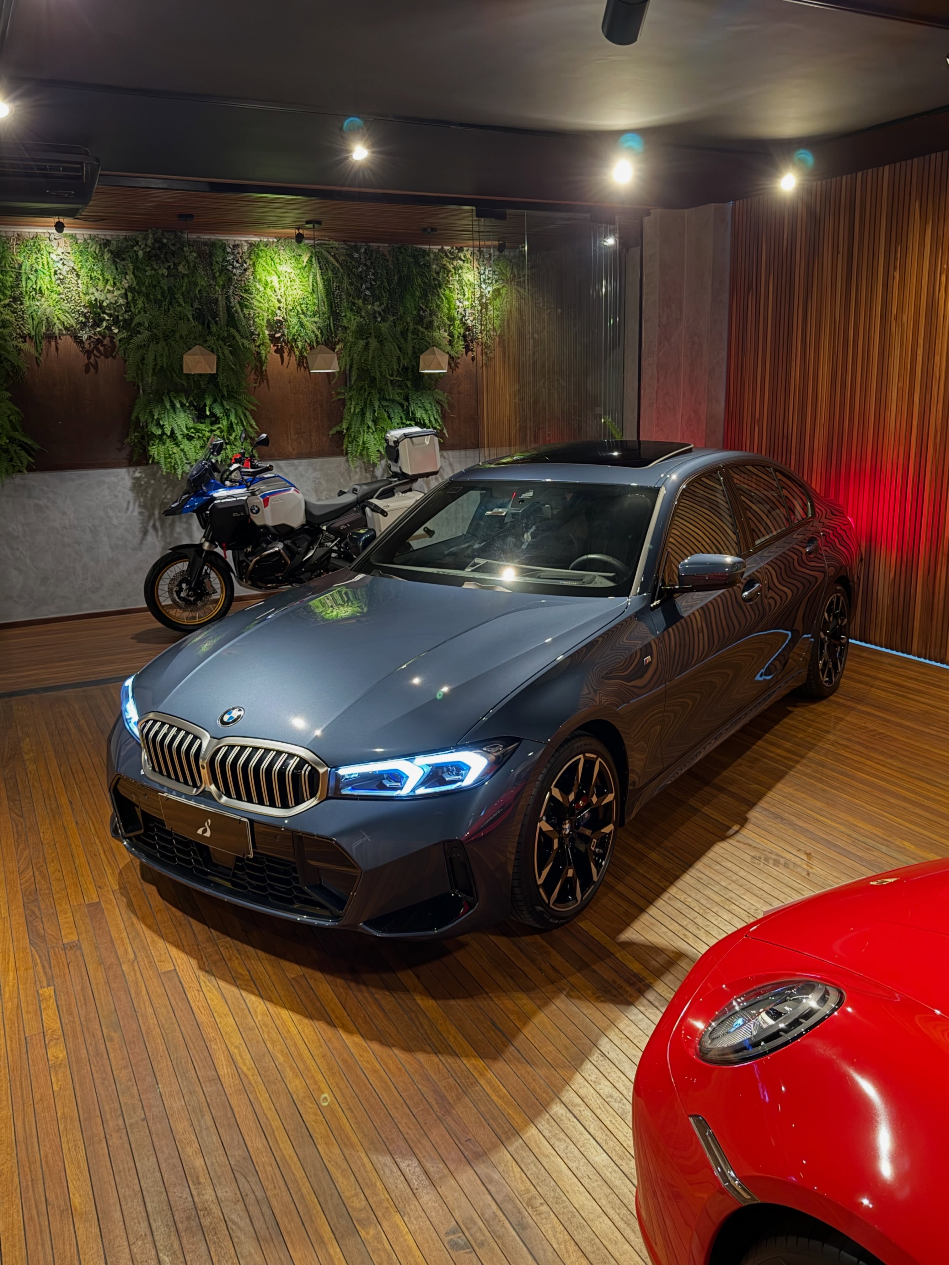 BMW 320 M SPORT - Imagem 15