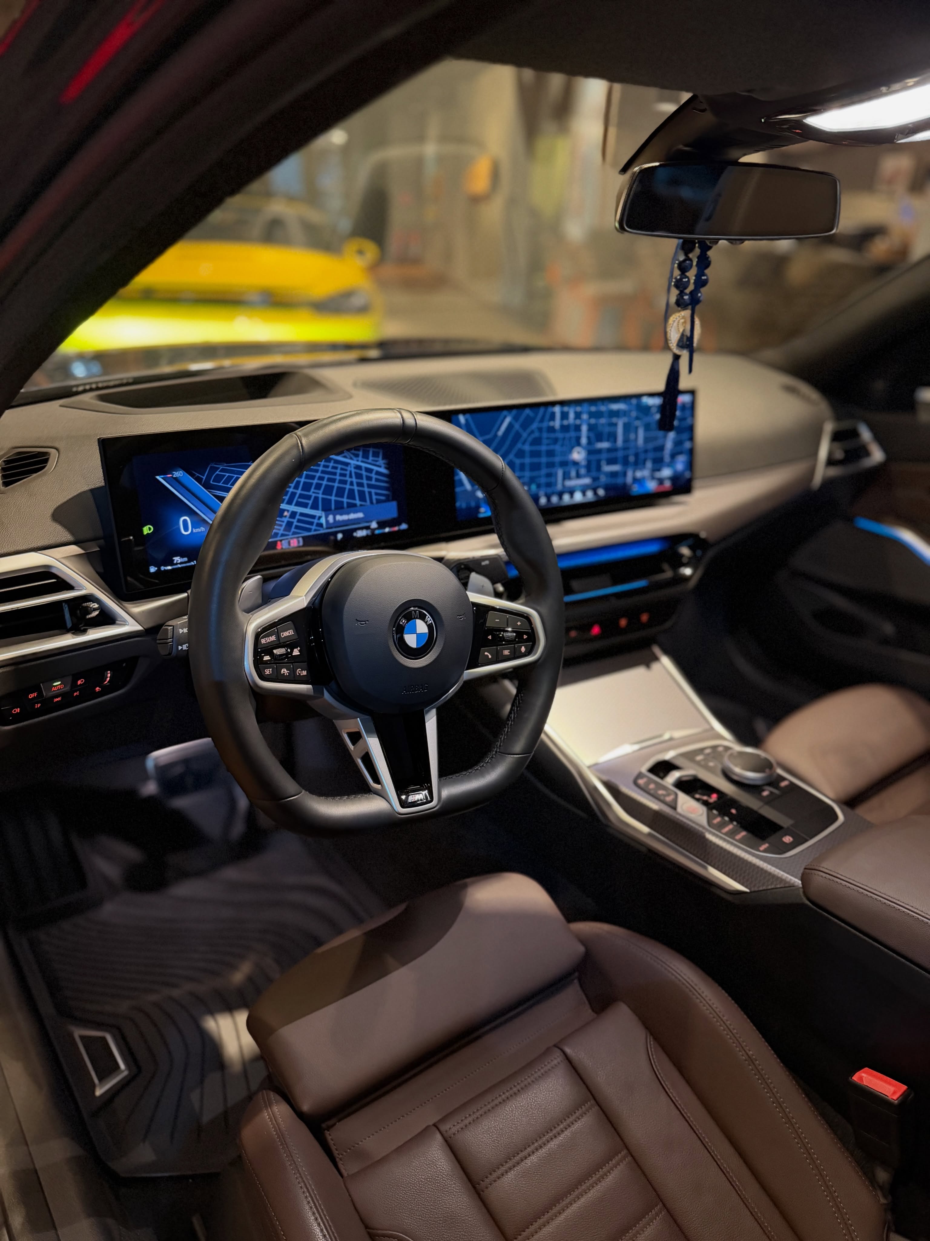 BMW 320 M SPORT - Imagem 7