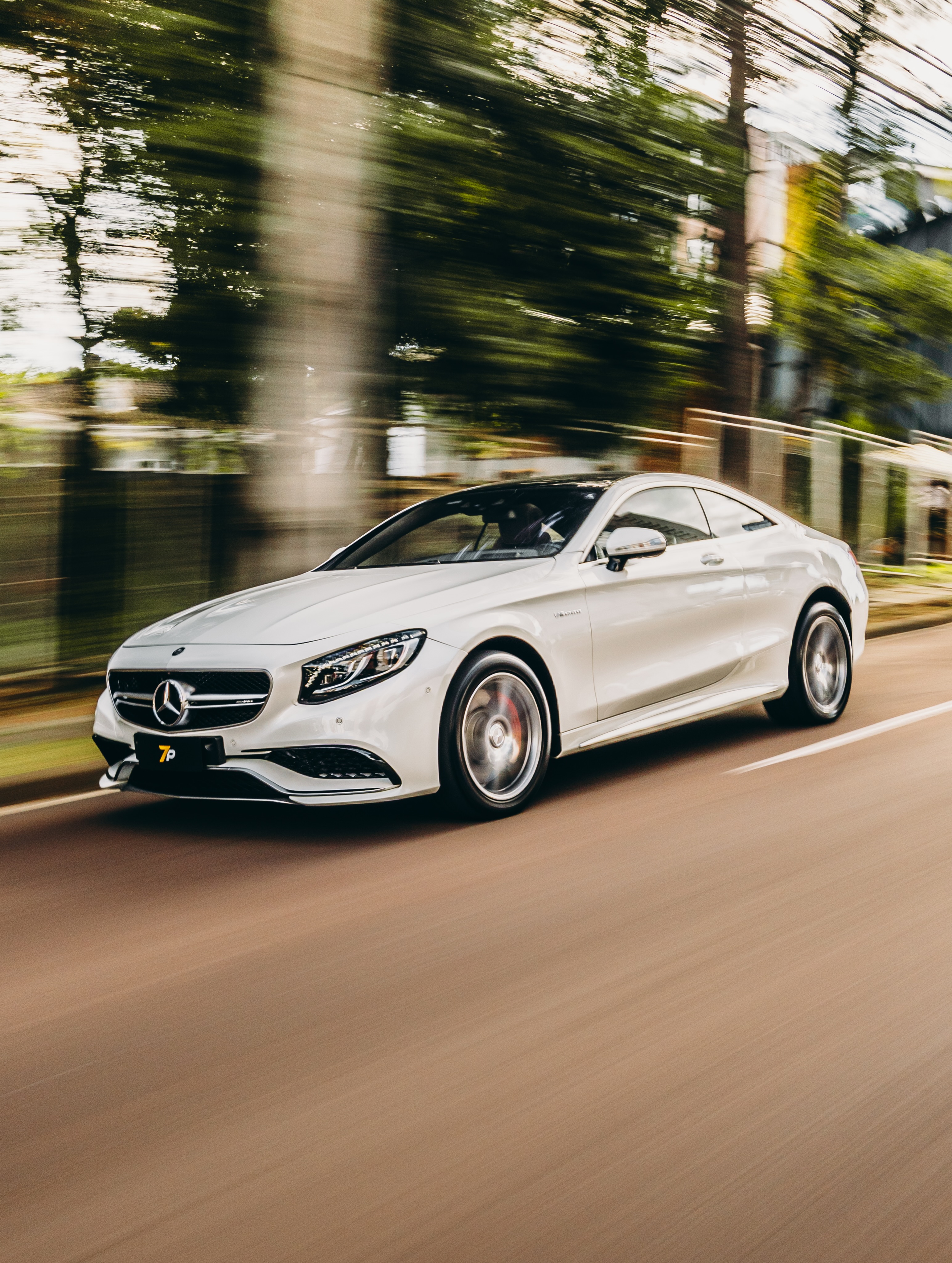MERCEDES-BENZ S 63 AMG COUPE - Imagem 1