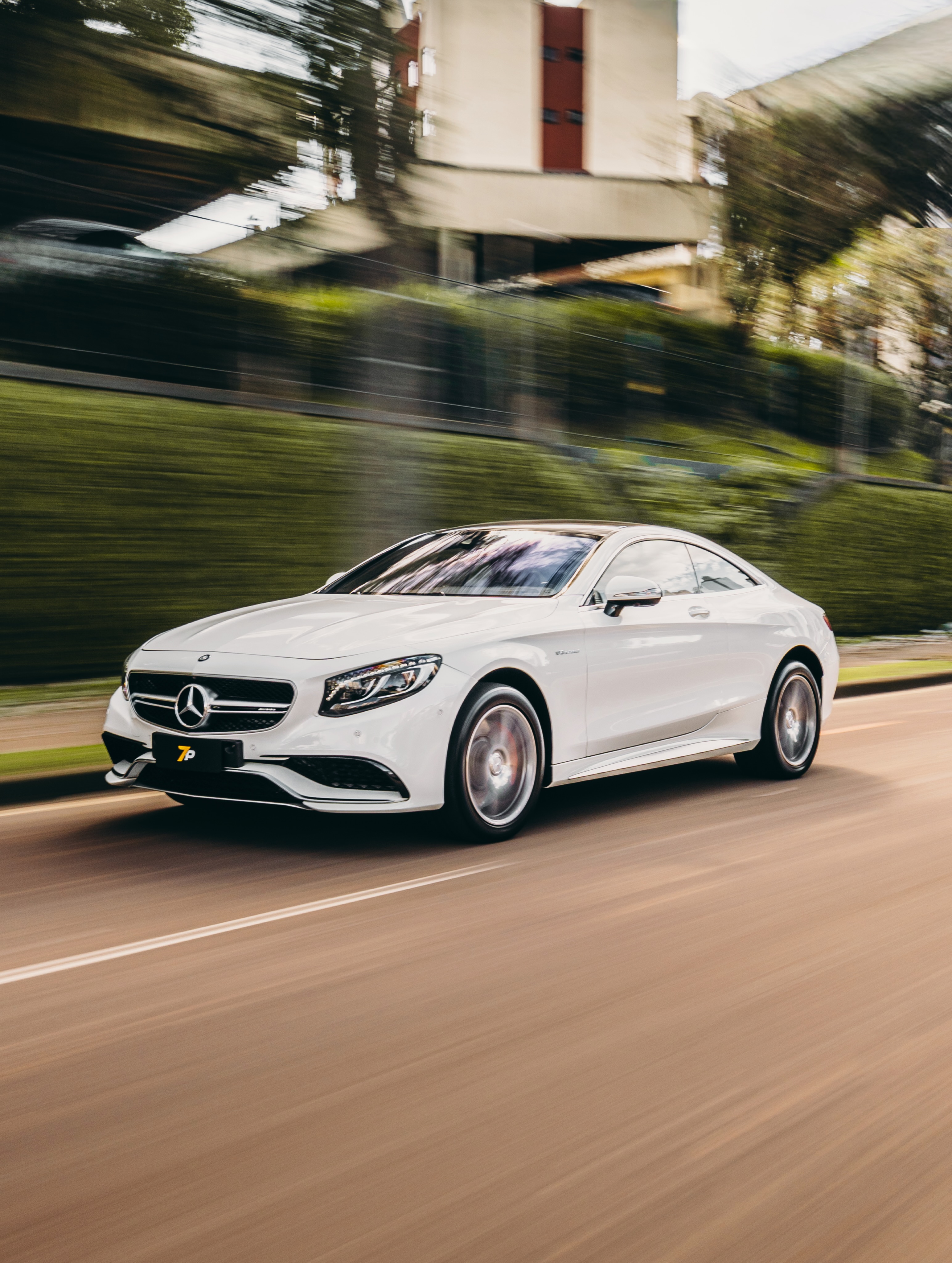 MERCEDES-BENZ S 63 AMG COUPE - Imagem 5