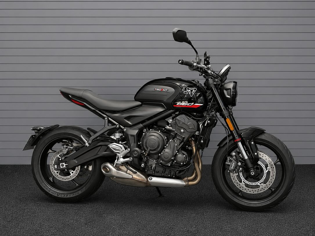 TRIUMPH TRIDENT - Imagem 1