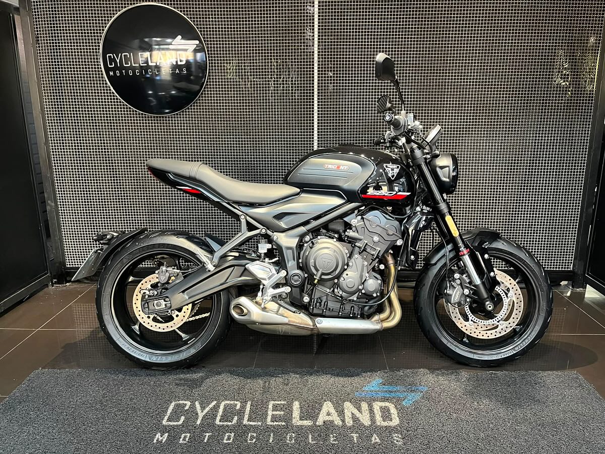 TRIUMPH TRIDENT - Imagem 3