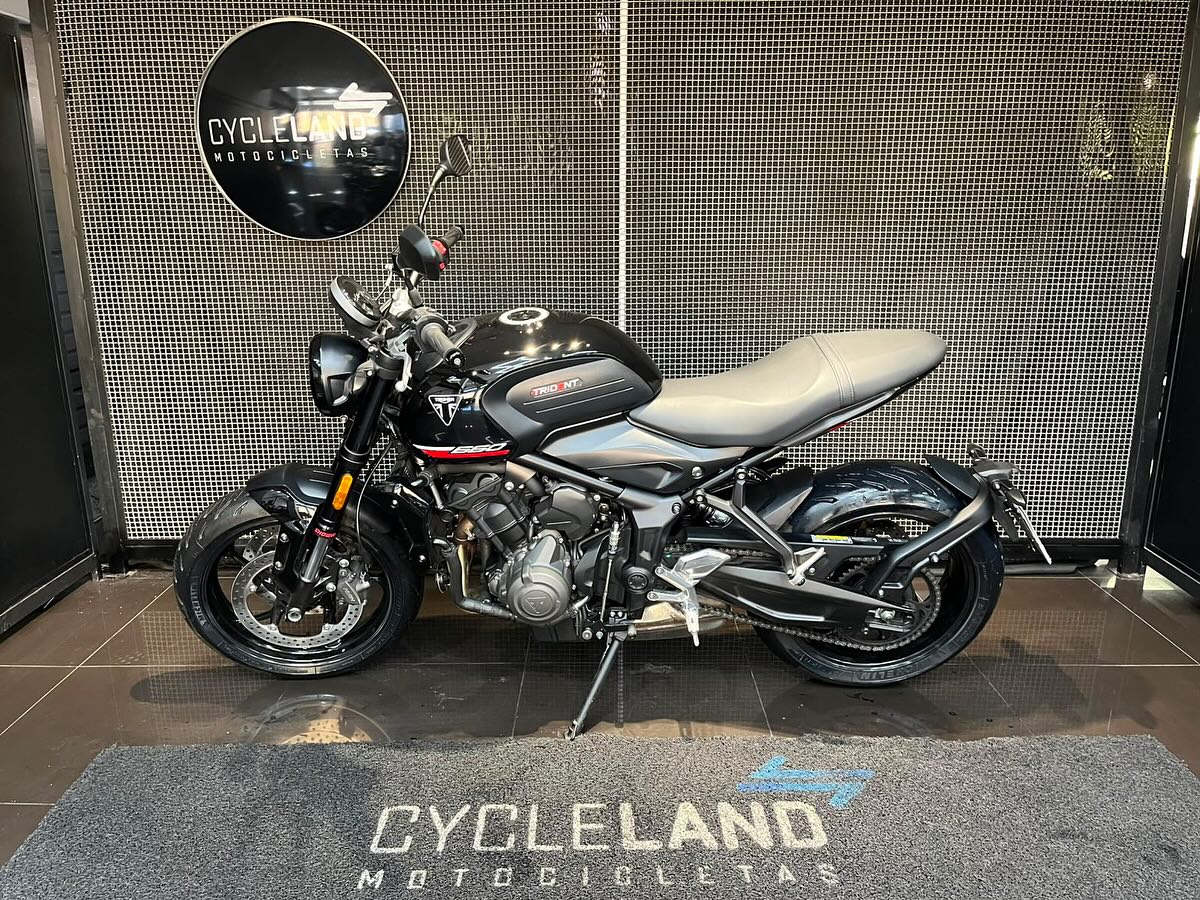 TRIUMPH TRIDENT - Imagem 4