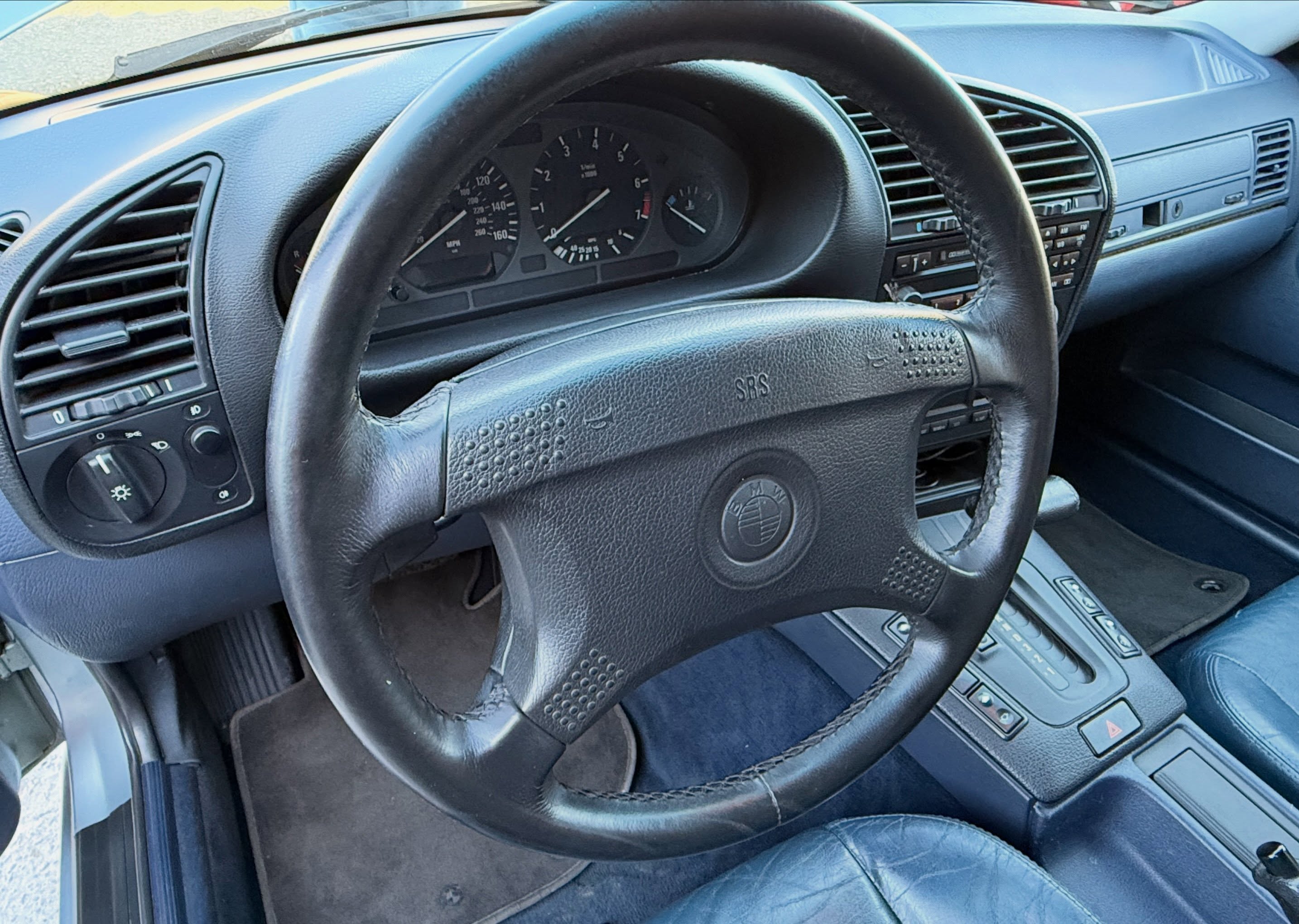 BMW 325I - Imagem 13