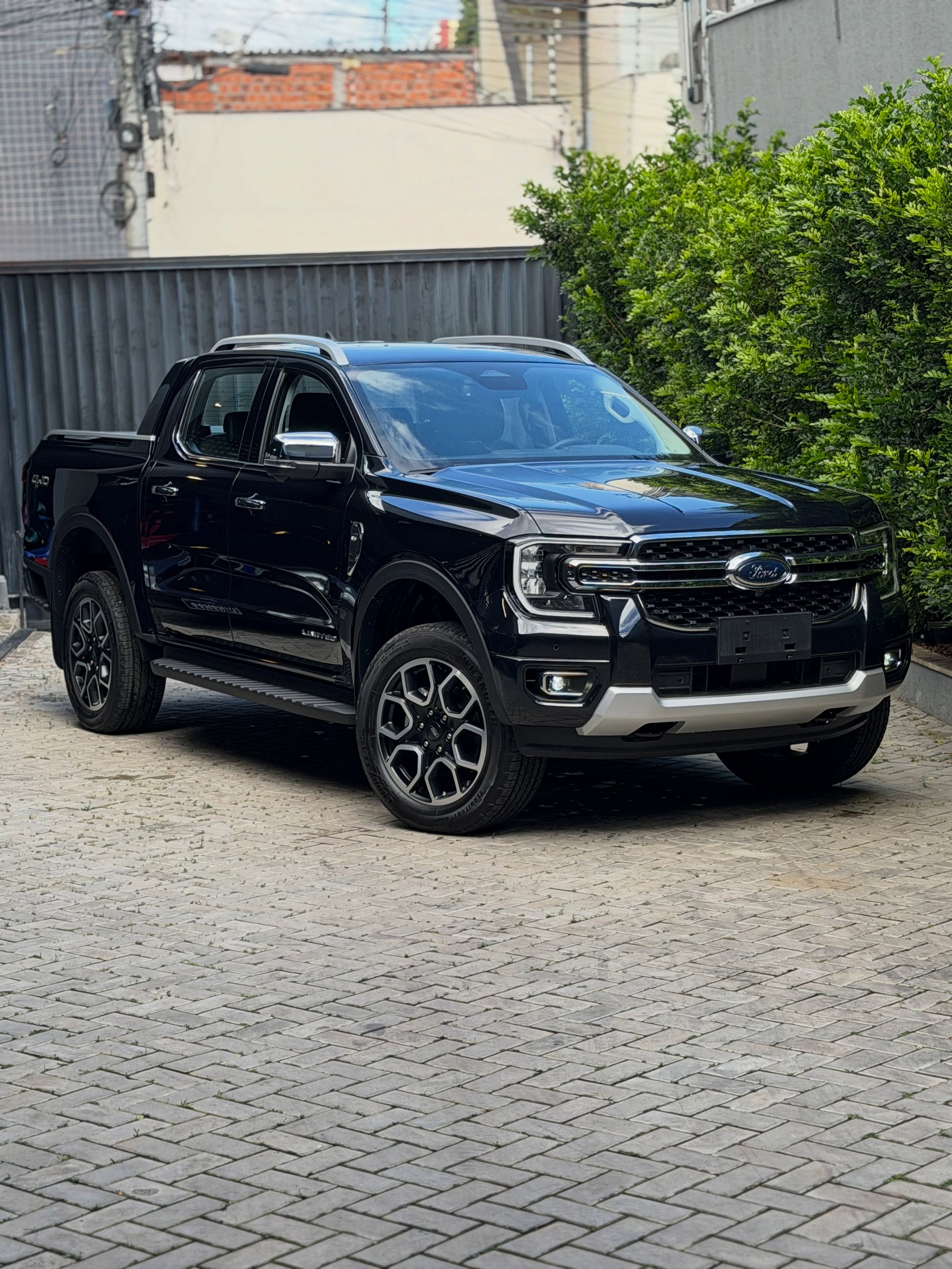 FORD RANGER LIMITED PLUS - Imagem 1