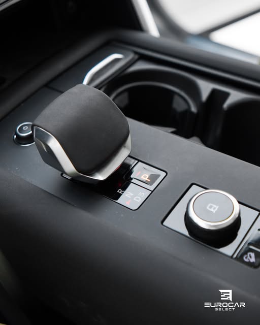 LAND ROVER DISCOVERY METROPOLITAN EDITION - Imagem 10