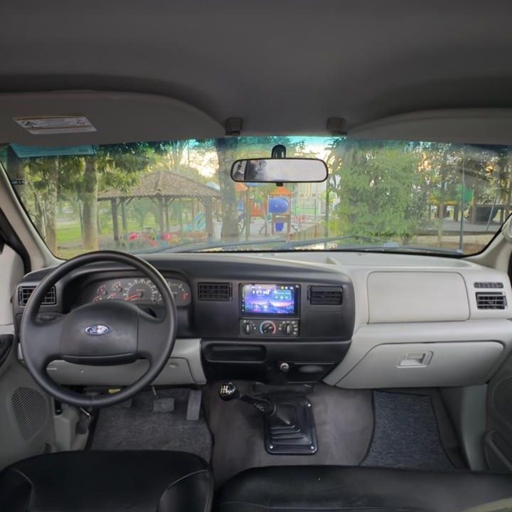 FORD F-250 XLT-L - Imagem 14