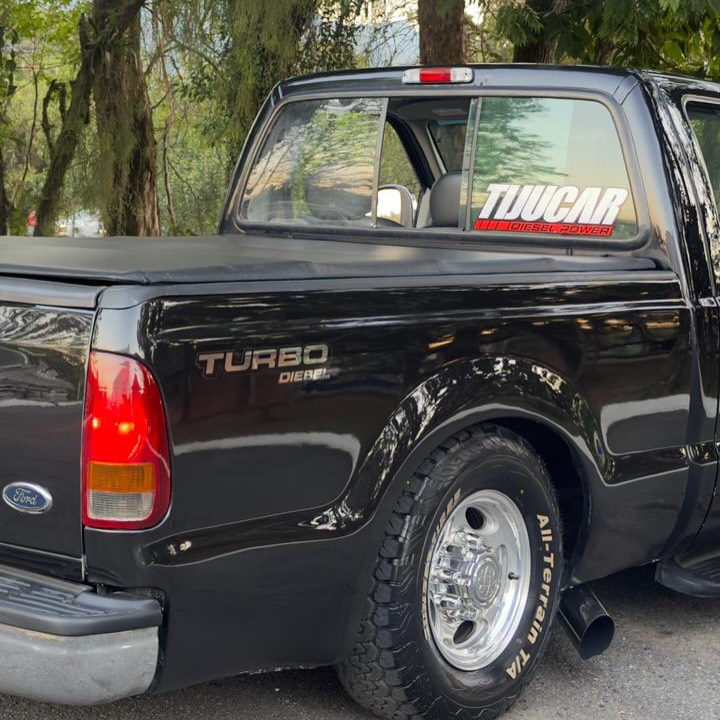 FORD F-250 XLT-L - Imagem 8