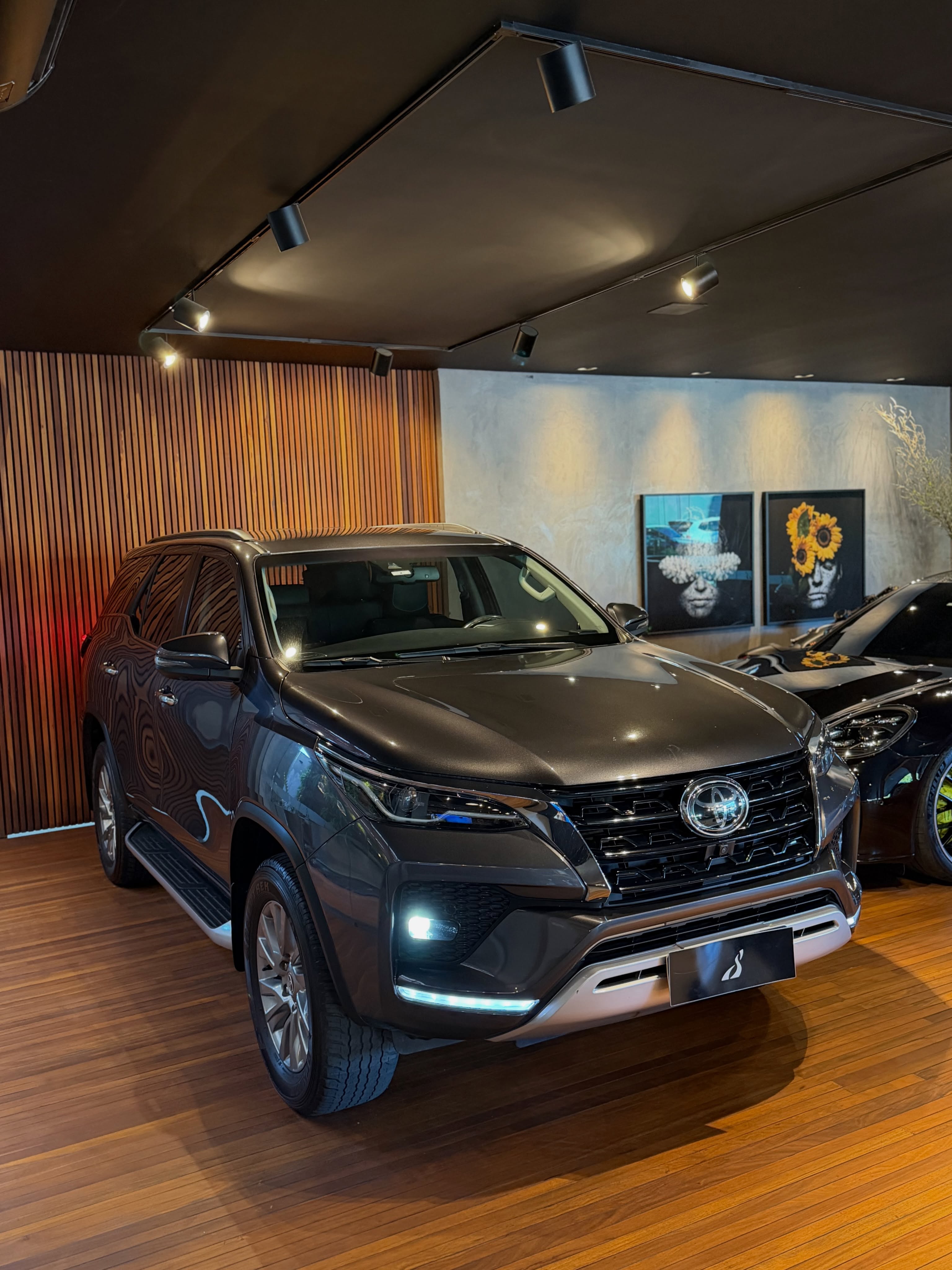 TOYOTA HILUX SW4 SRX - Imagem 14