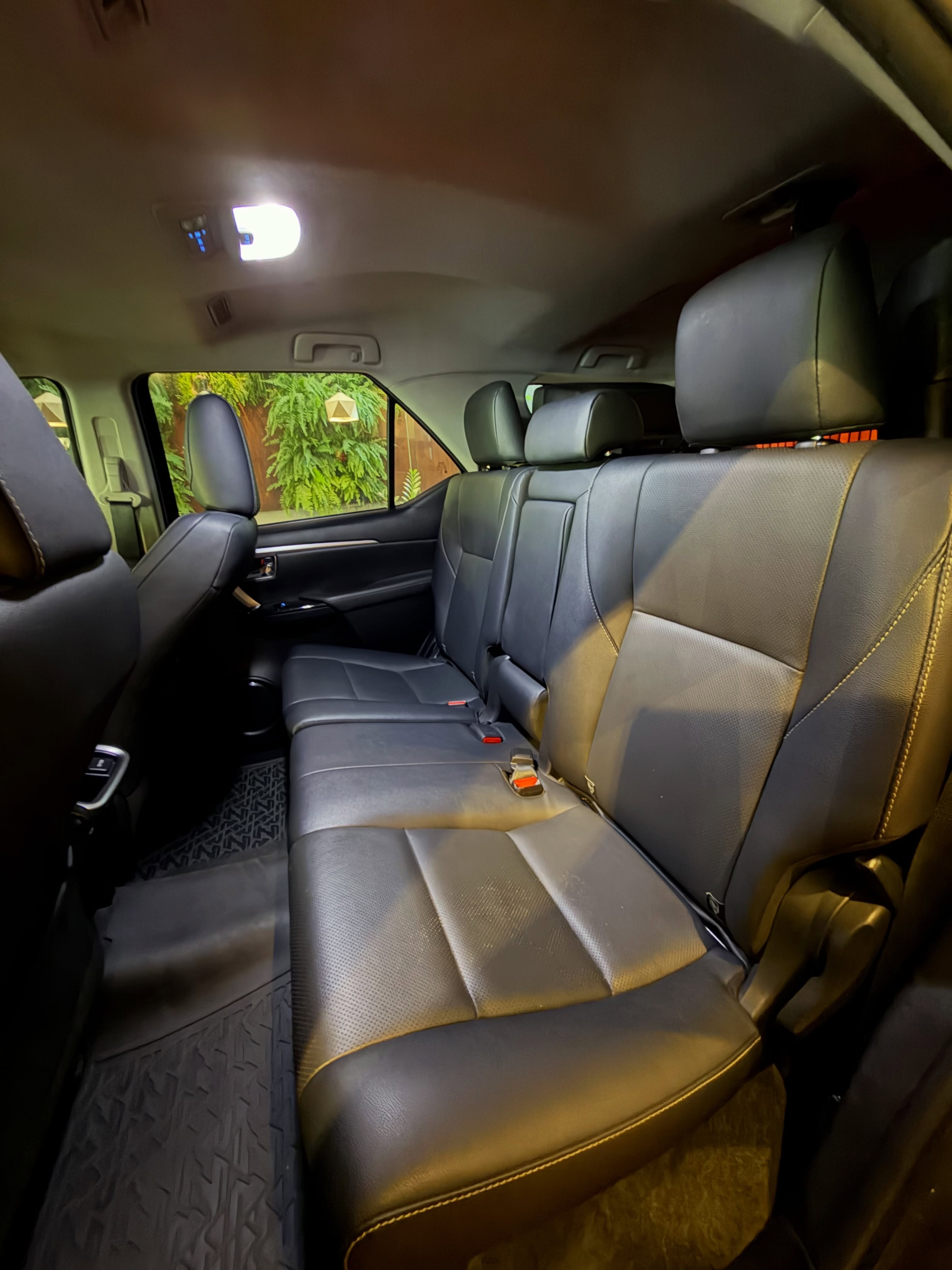 TOYOTA HILUX SW4 SRX - Imagem 8