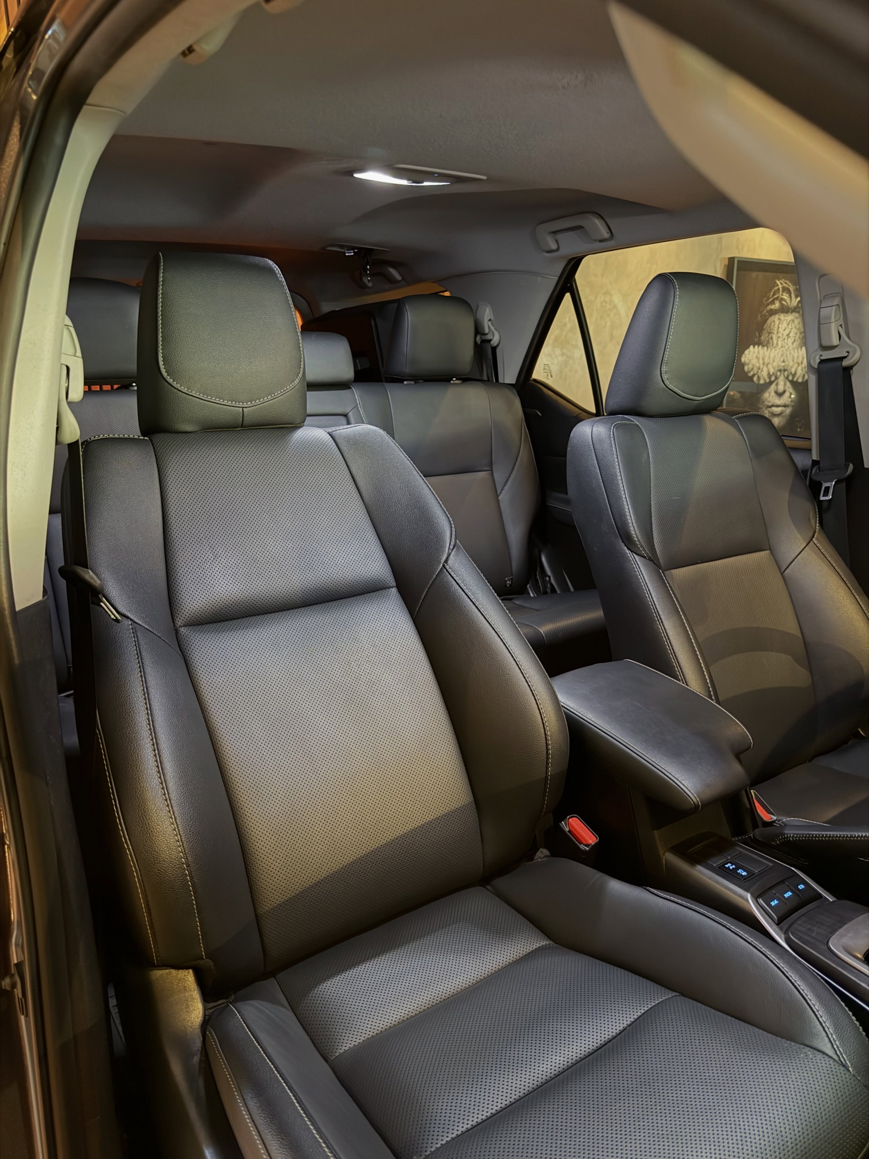 TOYOTA HILUX SW4 SRX - Imagem 9