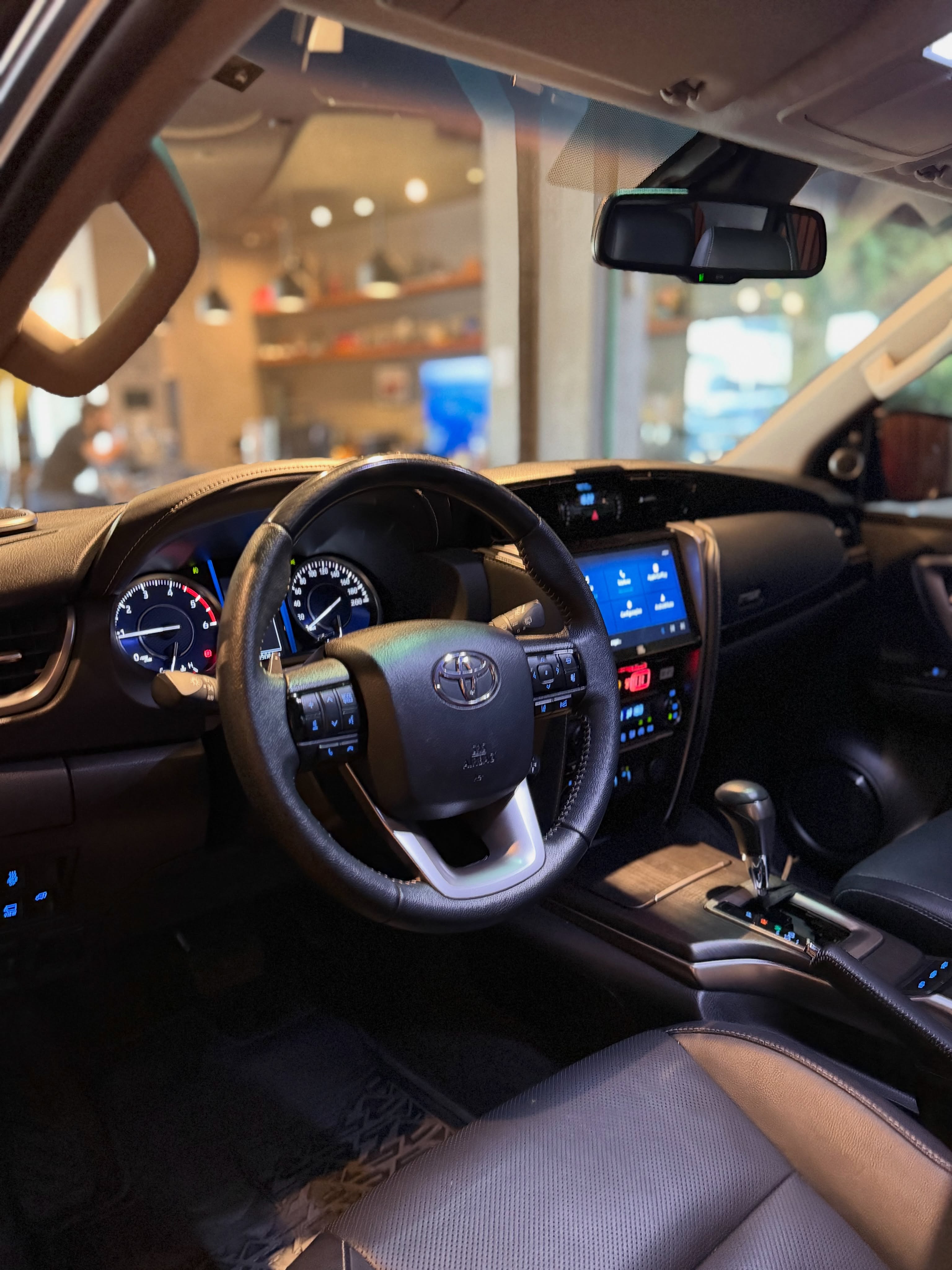 TOYOTA HILUX SW4 SRX - Imagem 10