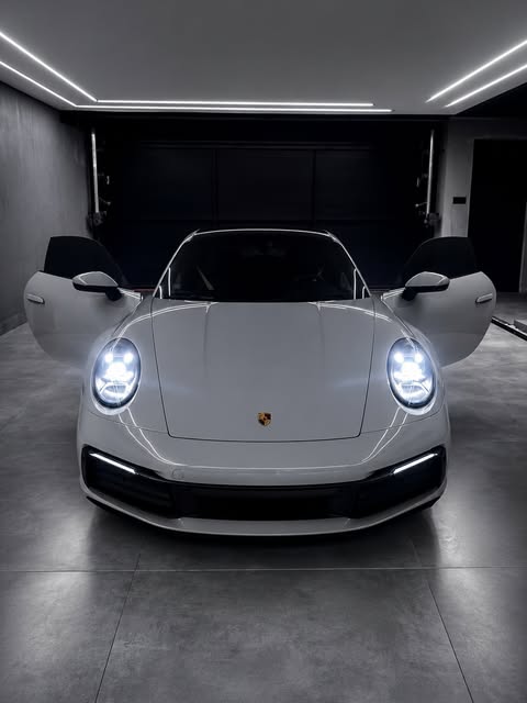 PORSCHE 911 CARRERA - Imagem 5