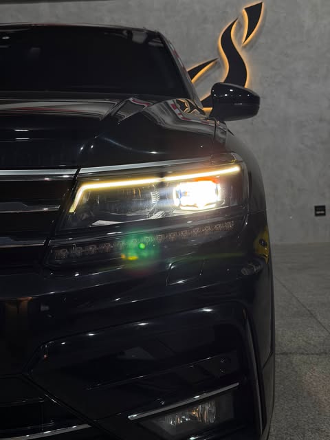 VOLKSWAGEN TIGUAN R-LINE - Imagem 13