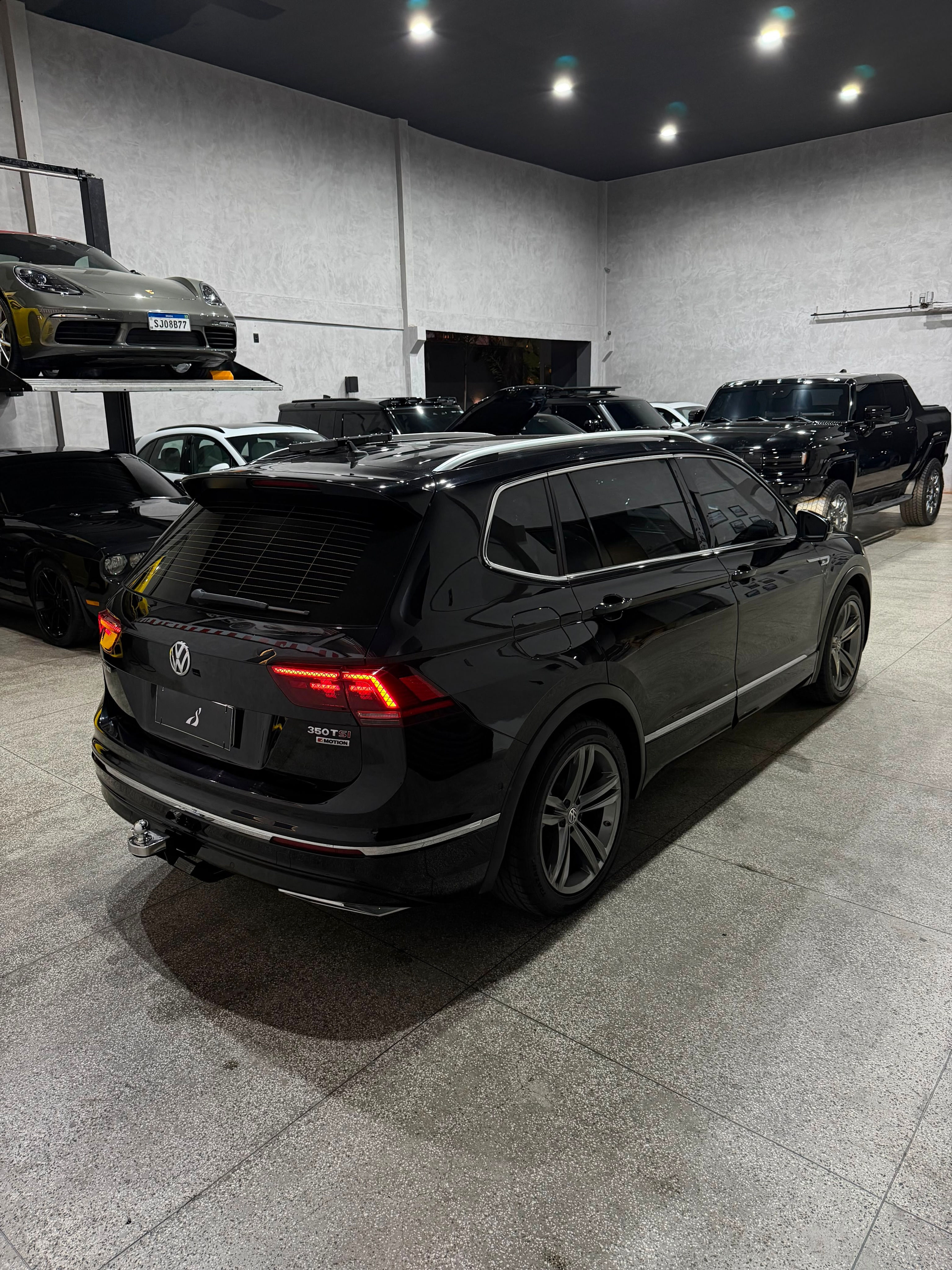 VOLKSWAGEN TIGUAN R-LINE - Imagem 4