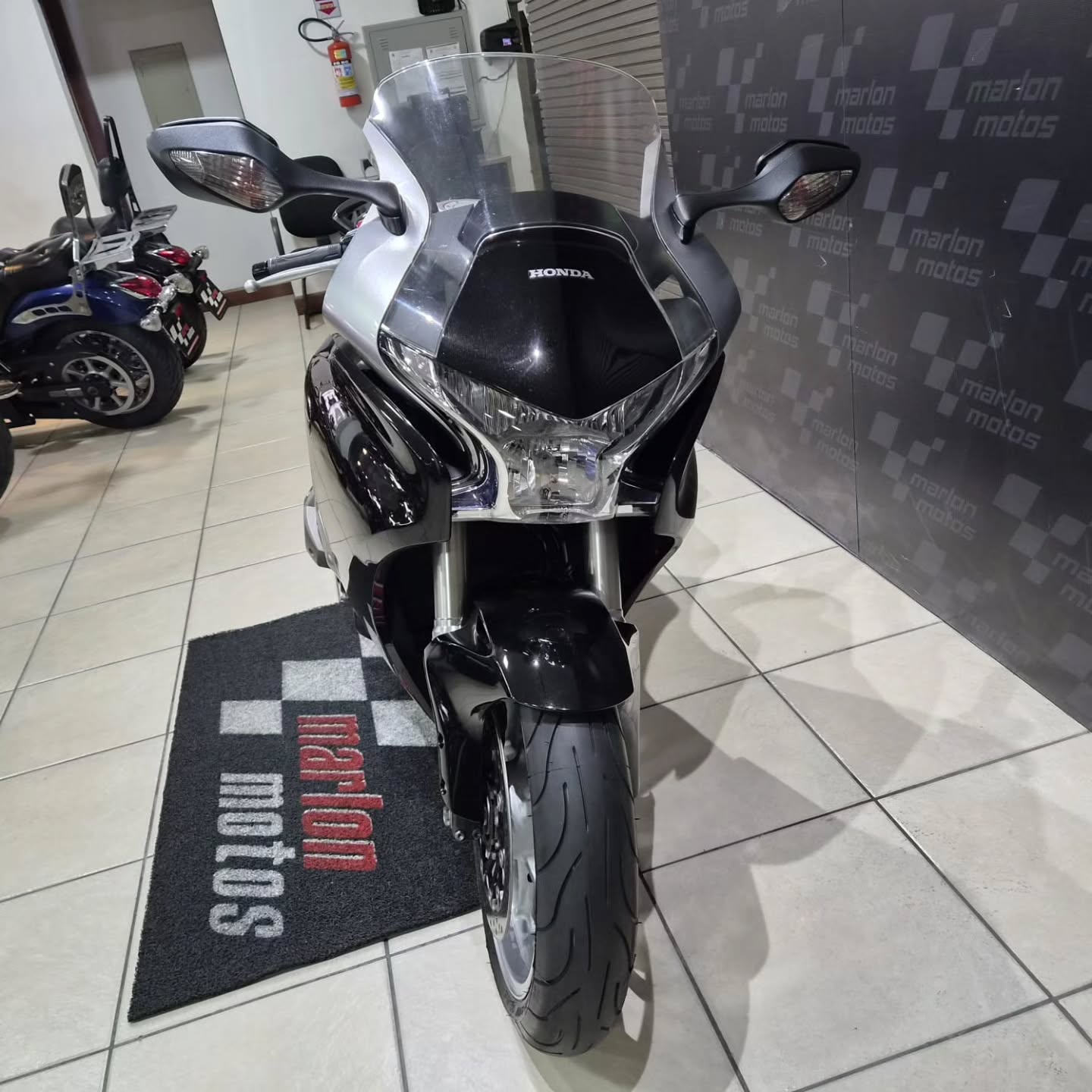 HONDA VFR 1200 F - Imagem 5