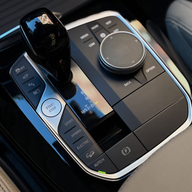 BMW X3 30E M-SPORT - Imagem 10