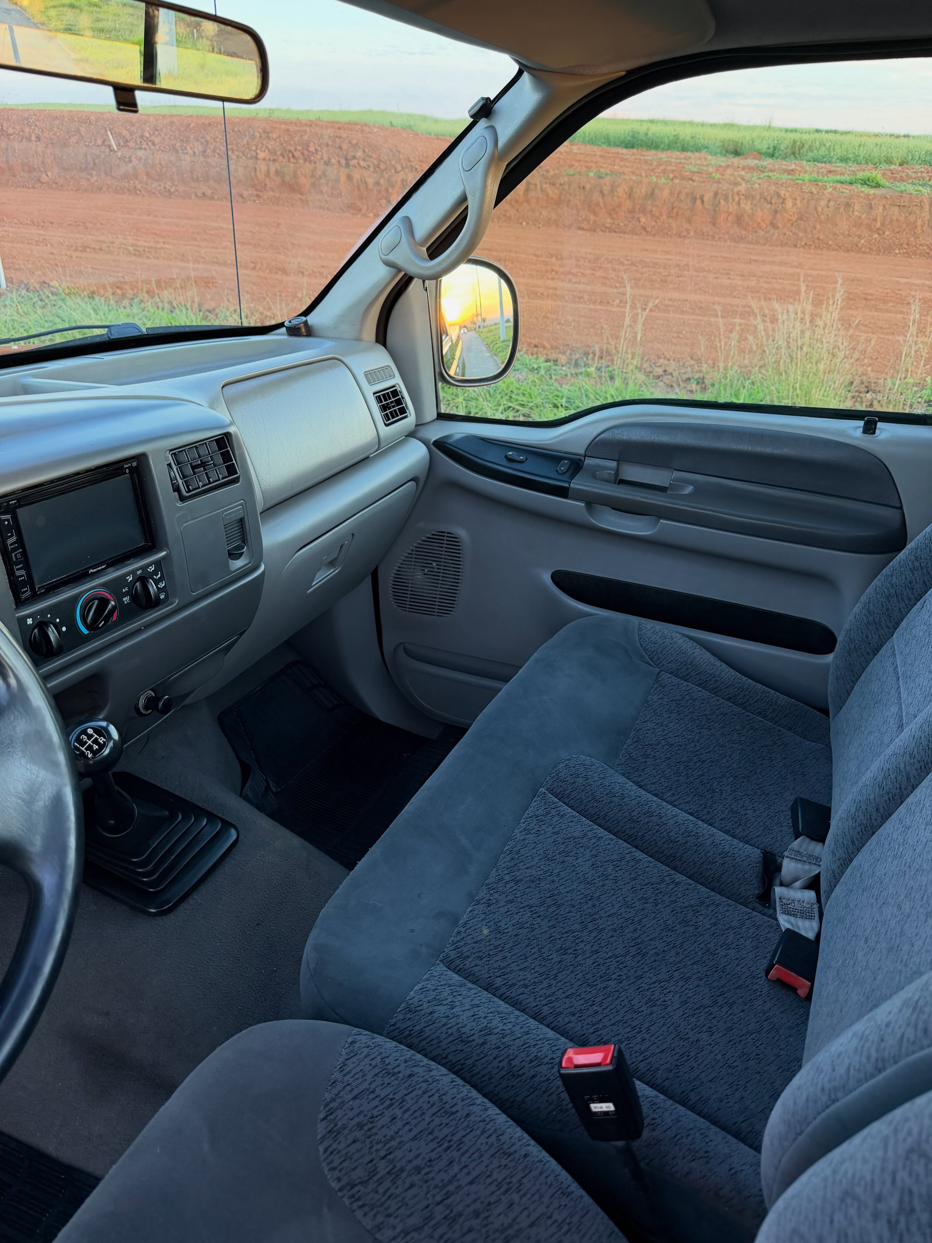 FORD F-250 XLTL - Imagem 12