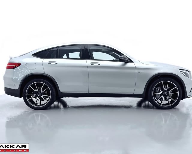 MERCEDES-BENZ GLC 43 AMG COUPÉ - Imagem 8
