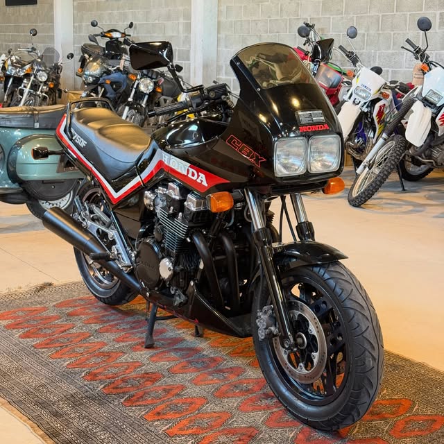 HONDA CBX 750 F - Imagem 1